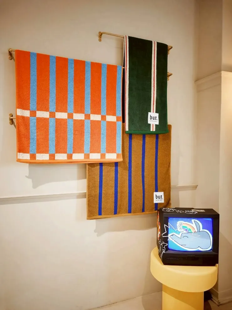 沒想到簡單的毛巾，也能被巧妙搭配成超吸睛的展示區