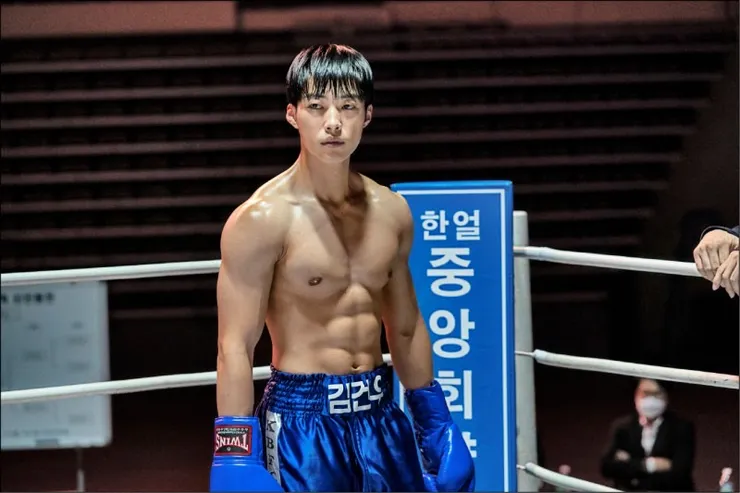 禹棹煥飾金建優