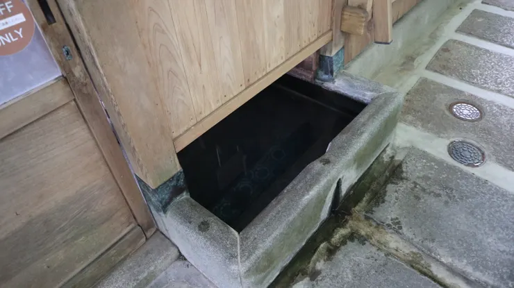 從水管流出來的泉水,可以使用囉!