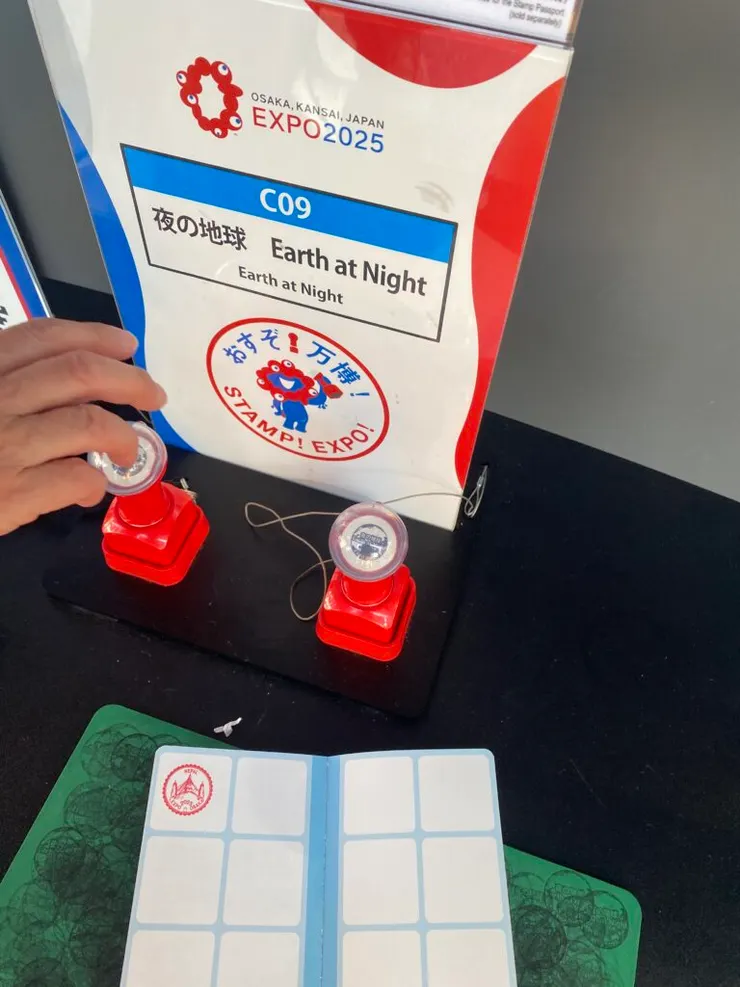 每走一館，就能蓋上一章，看到印章滿滿一頁的時候，會有一種「我真的來過了！」的踏實感與成就感。