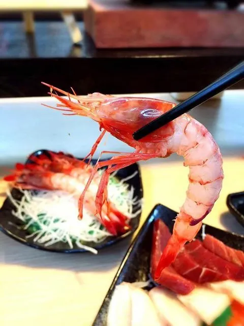 東港生魚片