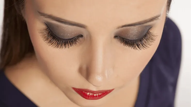 美睫特寫_愛美女王