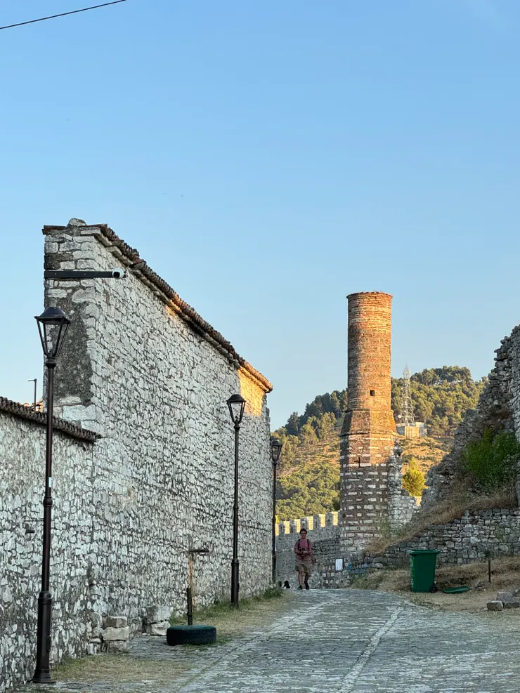 這座高高的塔就是紅清真寺的宣教塔遺跡