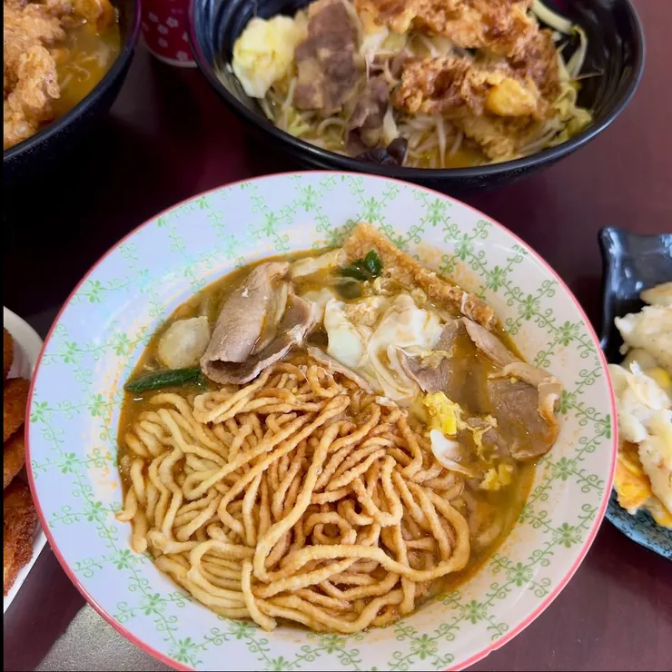 麻辣鍋燒意麵（75元）