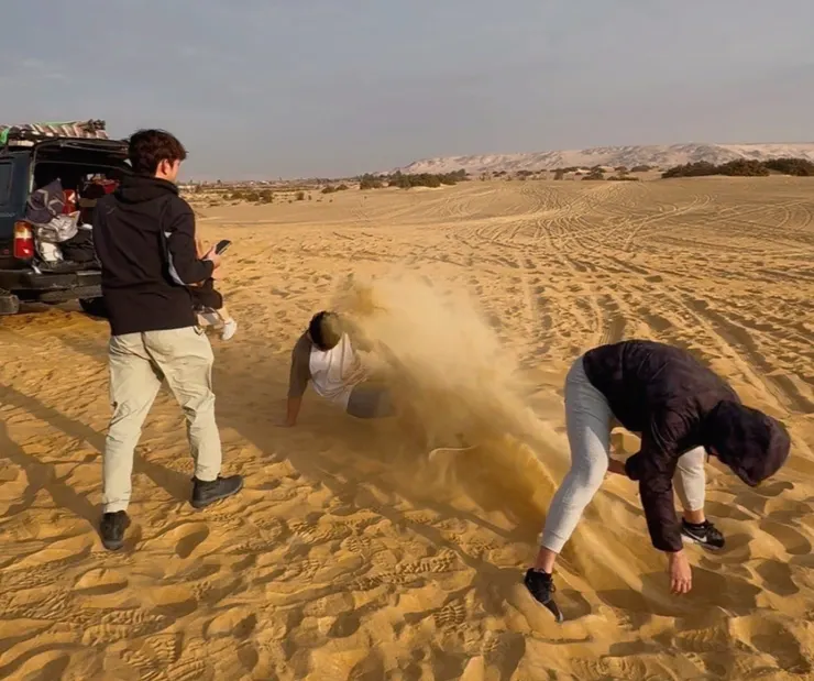 這是帥照的側拍現場（？