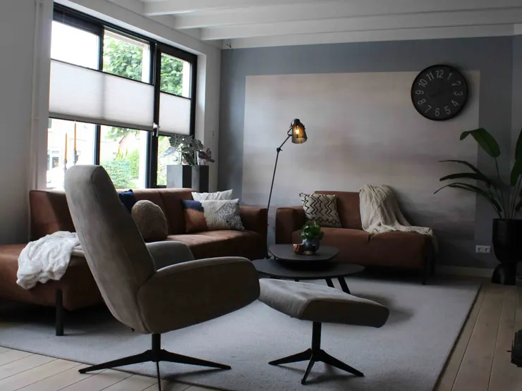 工業風裝潢搭配-風琴簾<<圖片來源:Pexels>>