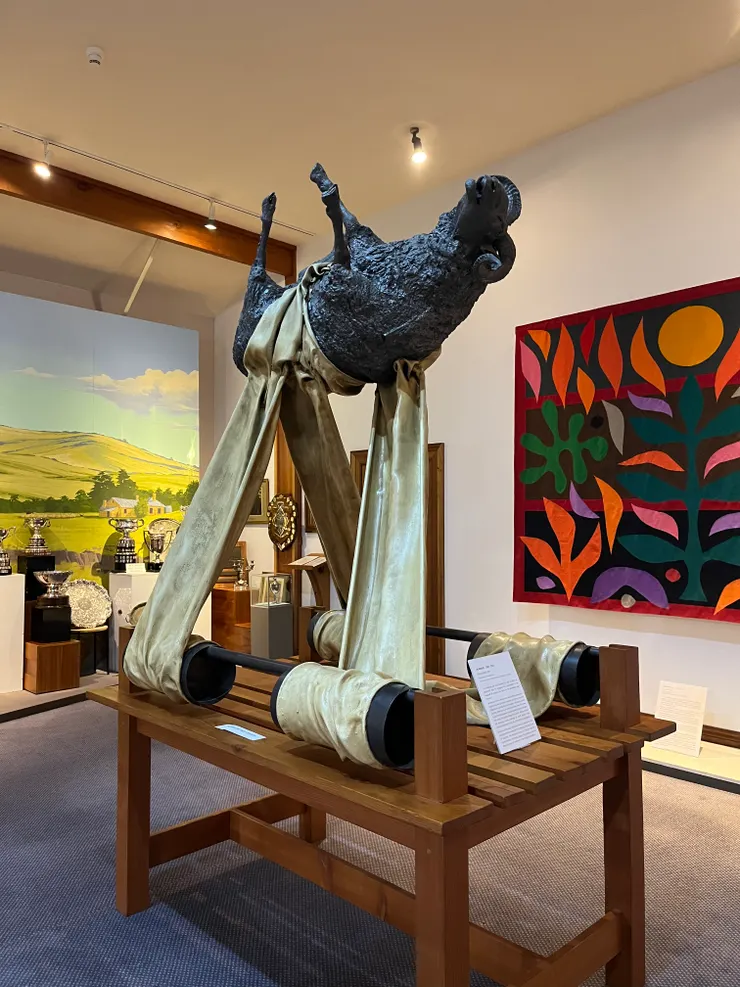 Sculpture - Primary Bind, 1985 - Les Kossatz