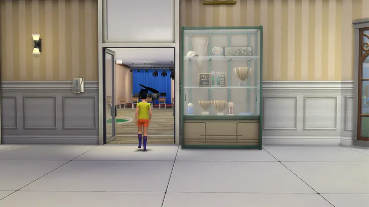 這扇門通往禮堂，之後會介紹。