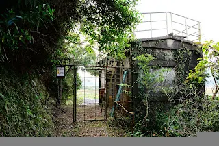 取水口被鐵門擋住去路