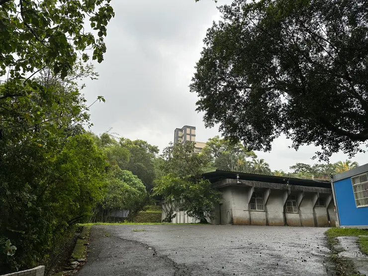 工作區也就是當時的偵訊室