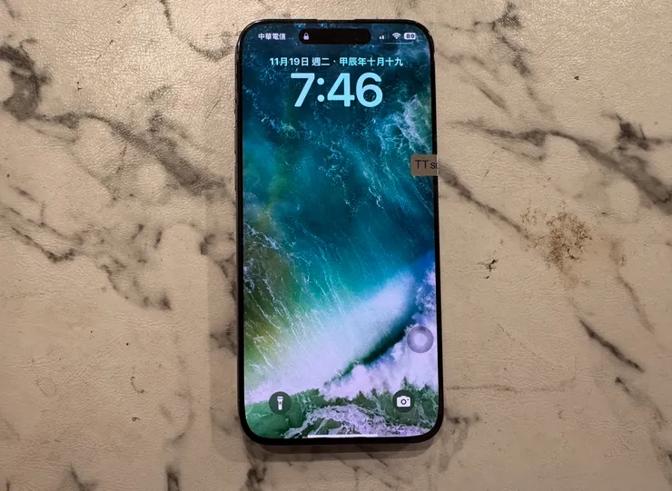 iPhone 15 Pro max更換螢幕完成