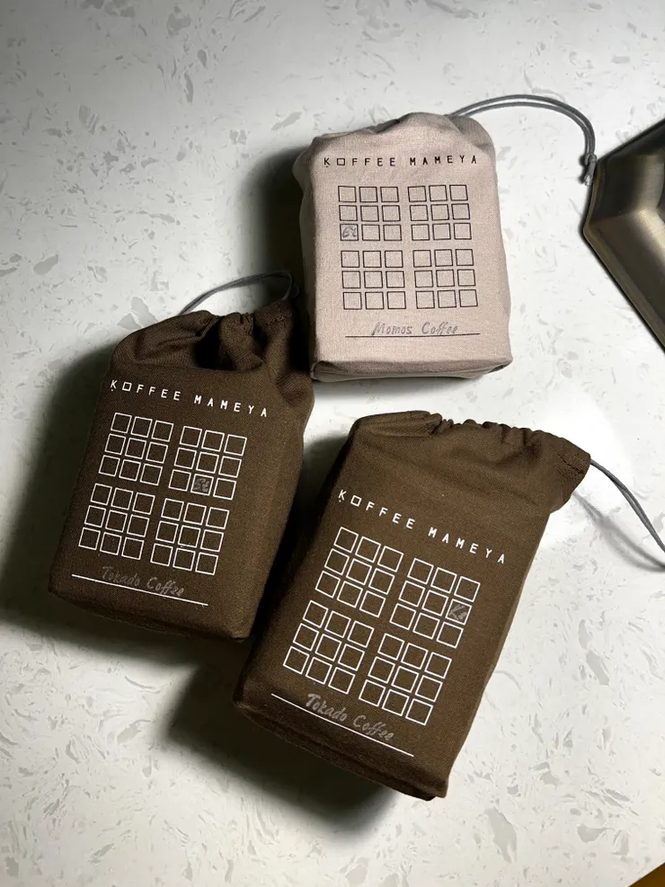 Koffee Maneya的咖啡豆包裝