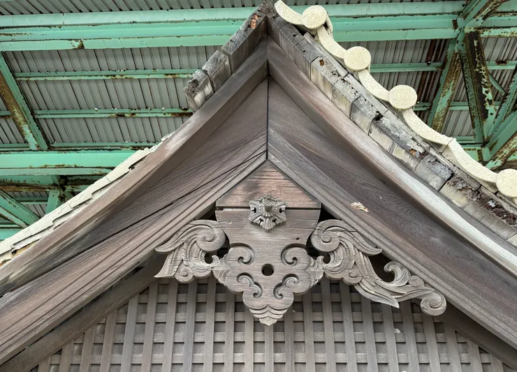 繪馬殿屋頂。圖片來源：新竹市政府