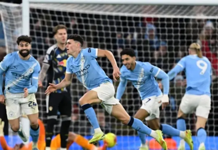 霍頓射入絕殺球助曼城險勝3:2