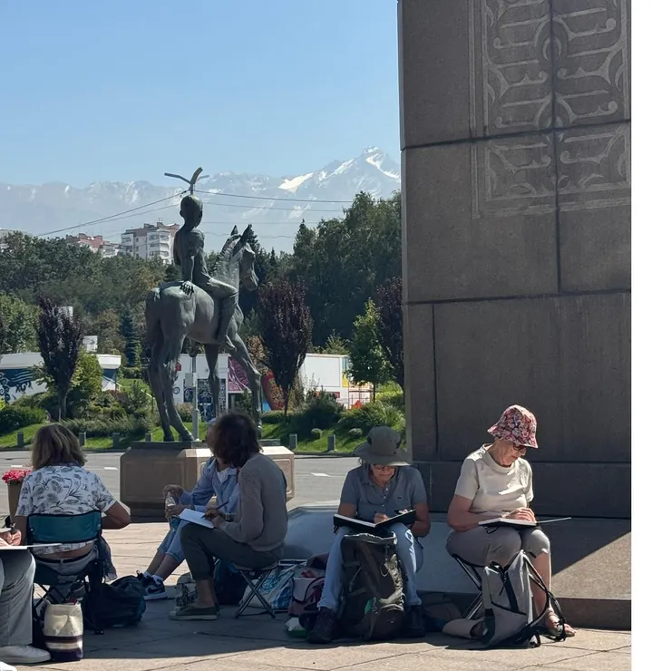 寫生的可愛歐美老太太