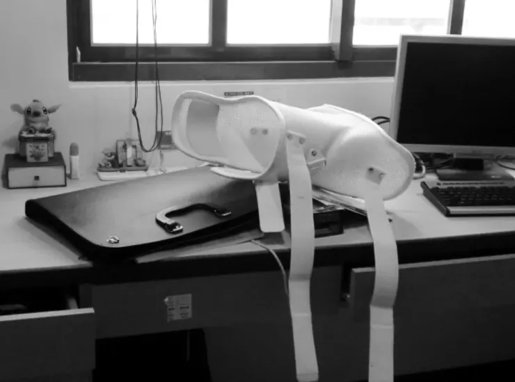 我白天用的矯正護具