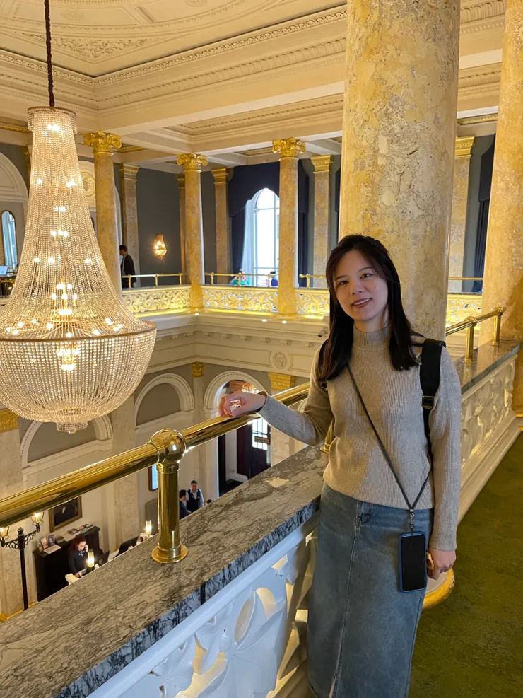 每天都要跟飯店拍一下