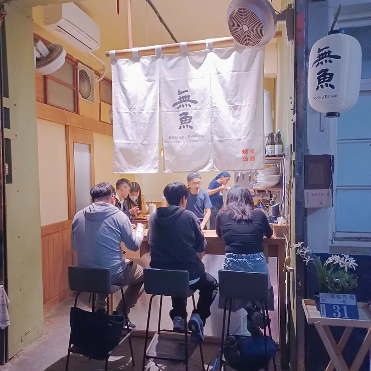 照片中人物皆非當事者