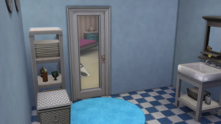 原來睡房是套房。既然是房間內的洗手間，那用有玻璃窗的門也沒關係了。