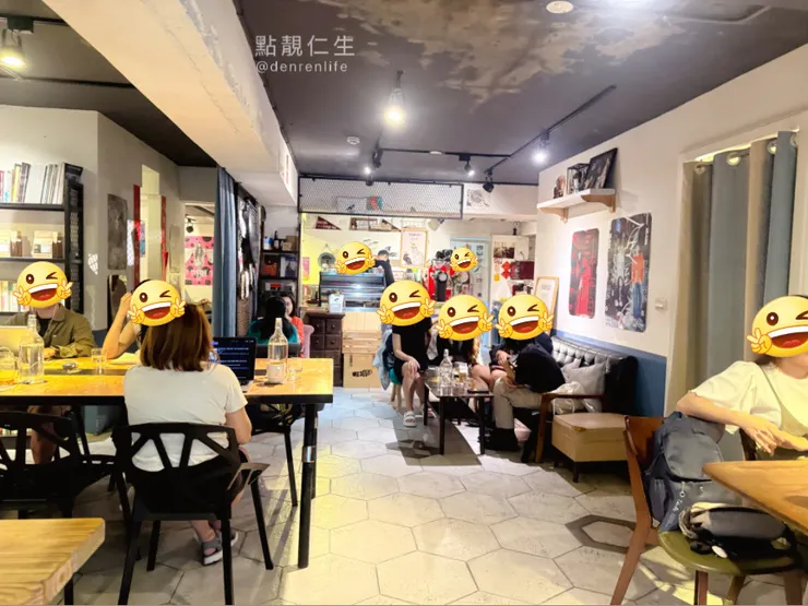 室內座位區｜鴉埠咖啡