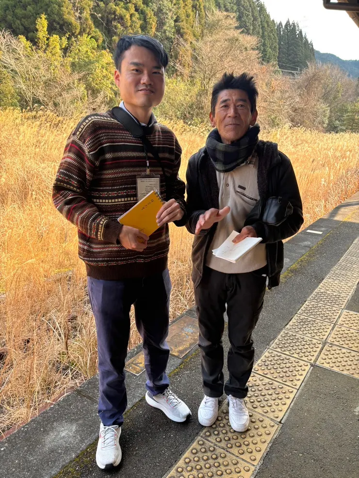 與熱愛自身家庭與家鄉的上原大哥