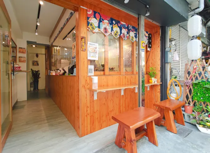 東西不便宜，不過湯頭很天然，喝就知道了