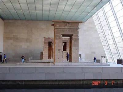 進入神廟區，看到的壯闊景象，也是最多觀光客戶駐足拍照的地方。