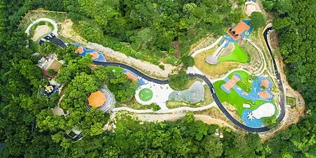 [新北旅遊]中和區員山公園、員山遊逸之丘，小孩放電、大人廟宇