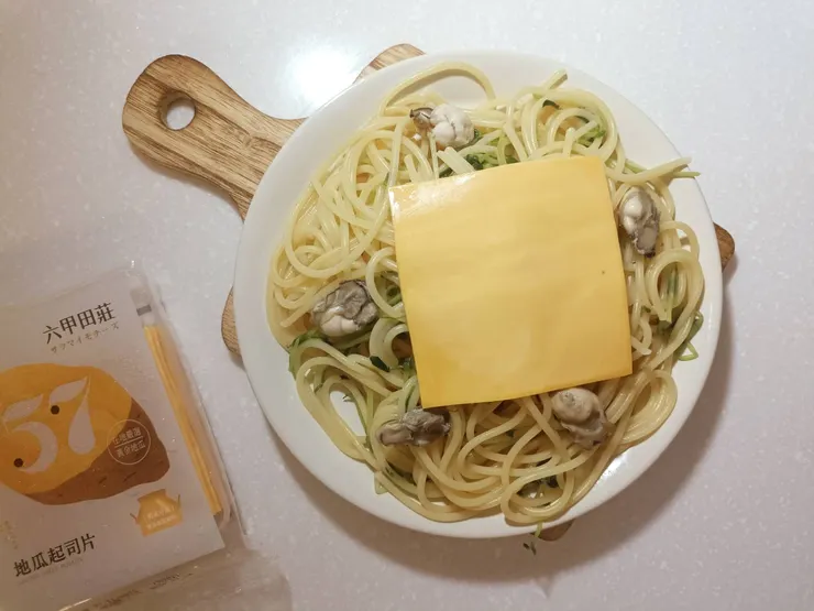 白酒鮮蚵起司義大利麵