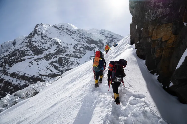 道拉吉里5000m雪地