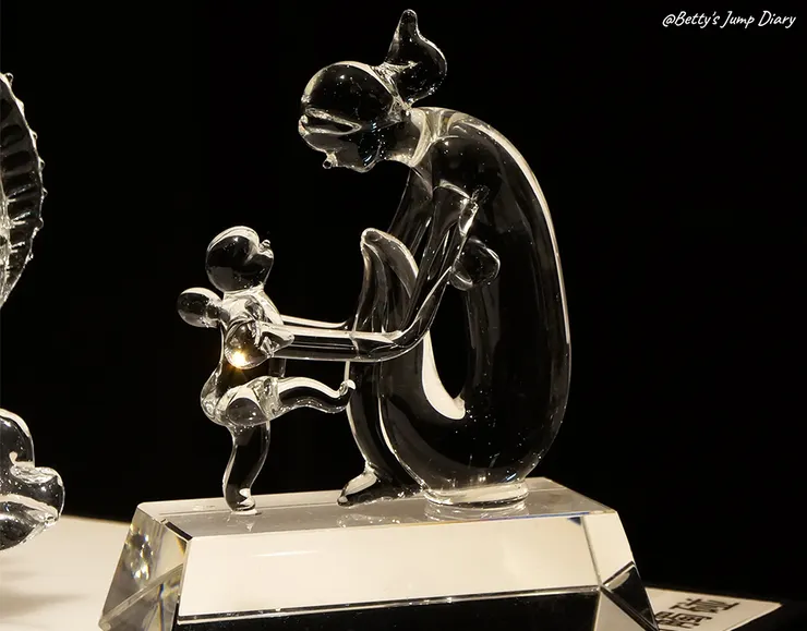 ▲新竹市玻璃工藝博物館-「時光璃影」聯展/圖片來源:Betty's Jump Diary