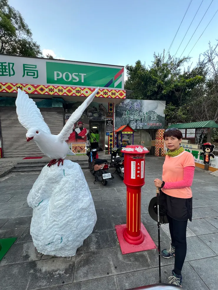 白色信鴿～鴿子是郵局的代表動物