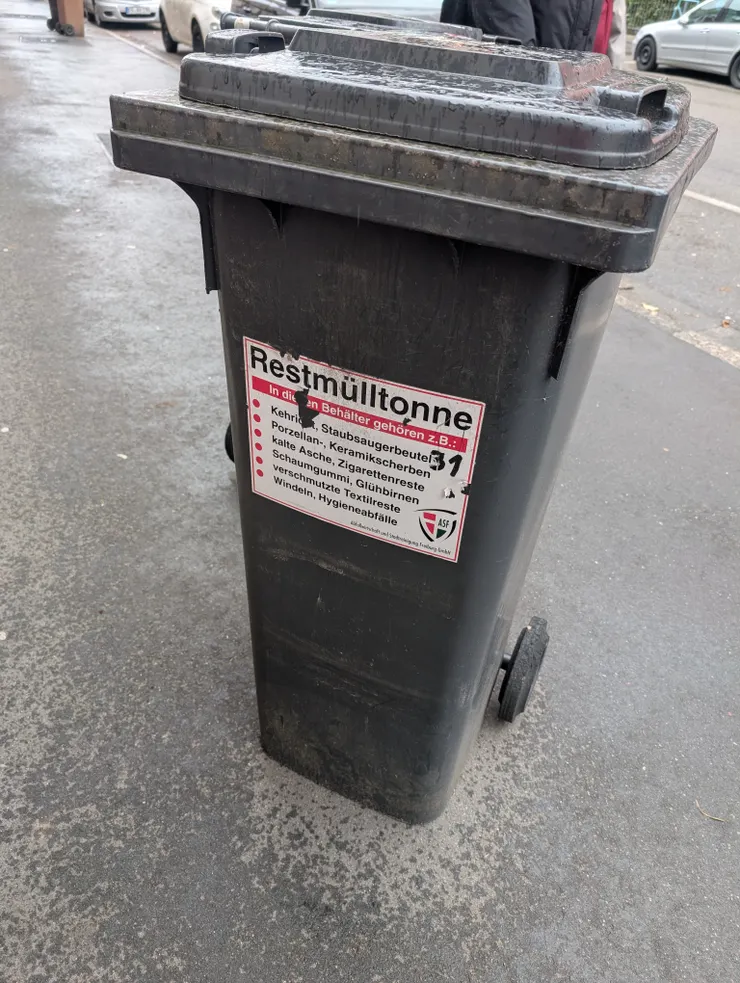 黑色桶，其他不可回收垃圾