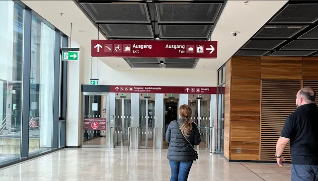 柏林布蘭登堡機場體驗極短篇 - 2022年9月