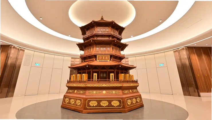 整座法華塔莊嚴神聖的樣貌