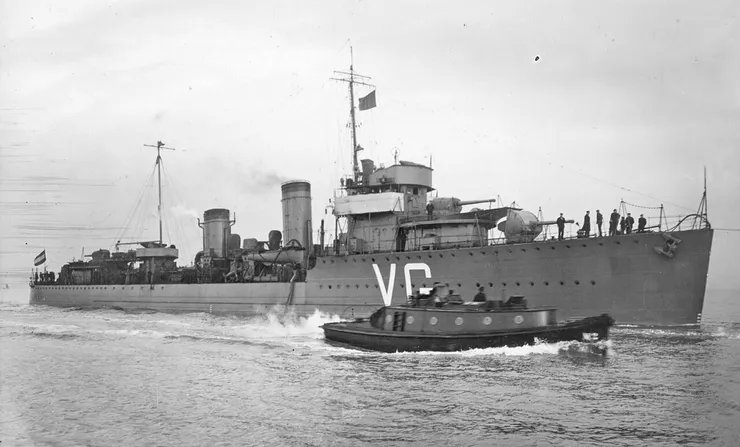 範加倫號驅逐艦