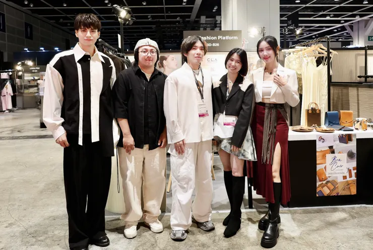 左起CLA品牌大使-新生代藝人鍾亞翰、CLA Co-founder-黃宇廷、Atelier Inexplore-方柏嵐、 CLA founder-林家宇、CLA品牌大使-新生代藝人君白