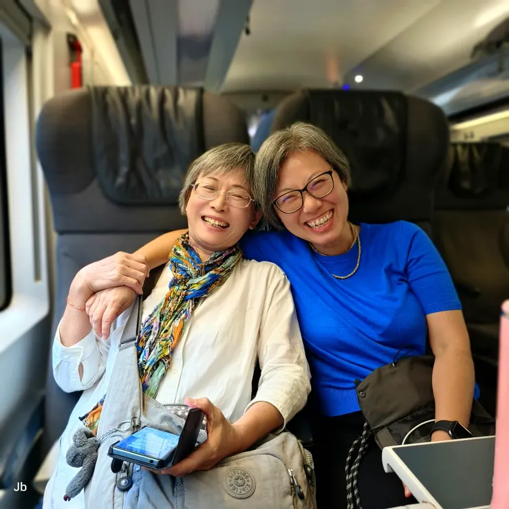 【要去安特衛普見帕布和神姊妹了，好高興啊！】