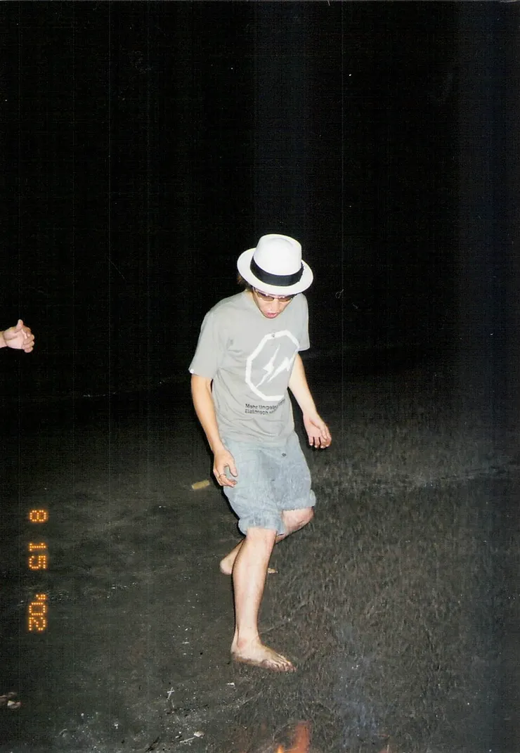 2002年的作者​​​​​​​​​​​​​​​​