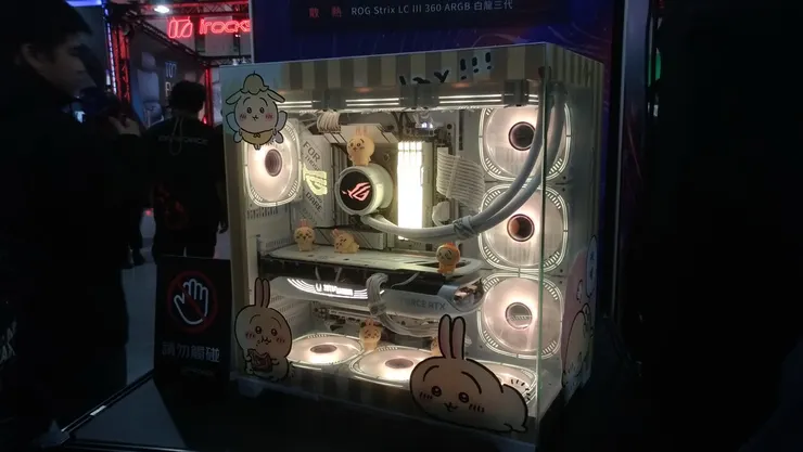 烏薩奇 這次的紅人獎(人氣獎) 整台都超可愛 也能吸引更多觀眾投票給這個作品