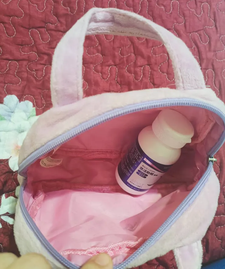 悠活助眠複方膠囊 60粒| 袋子本身很小~它只暫不到1/3空間喔