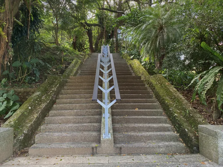 前往墓園的路線