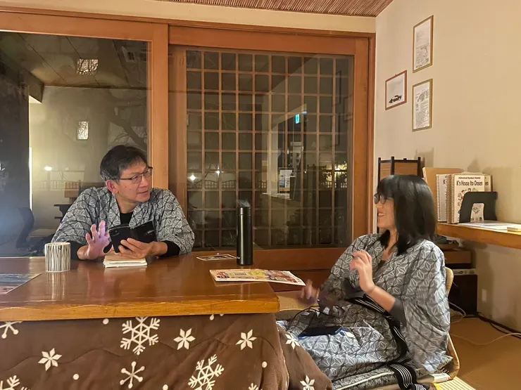 有山有海,有自然景觀有文化藝術,或者想消費購物追求時尚潮流也都可以充分滿足所需,不管大城市,或者二線、三線的城市,甚至是那偏遠的小村落,都有其可觀之處。