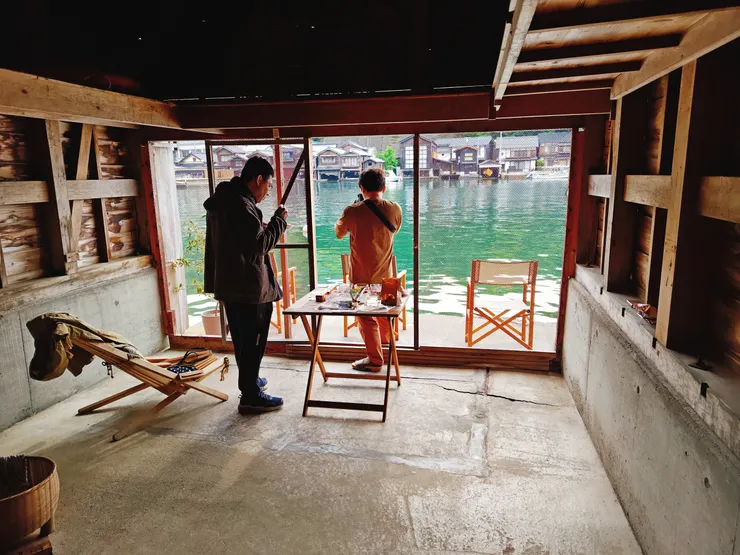 享受包下伊根灣的早餐