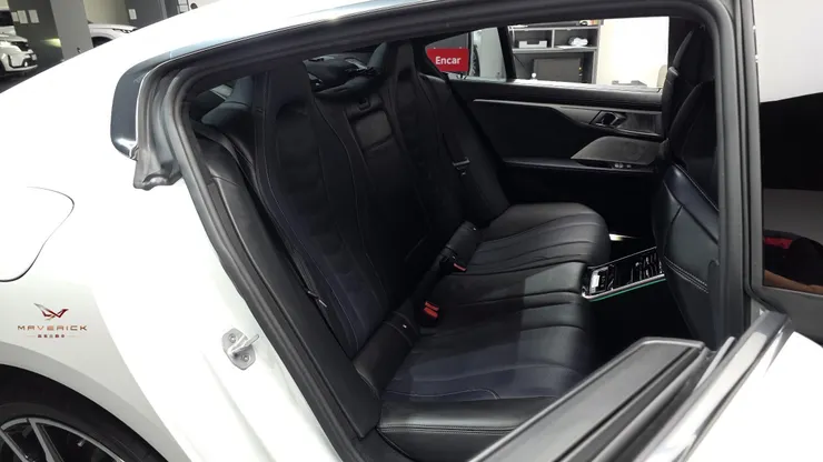 2024 BMW M850i Gran Coupe韓規外匯車後座