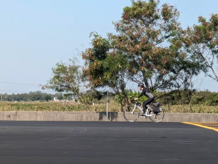 被Y捕捉到的身影。