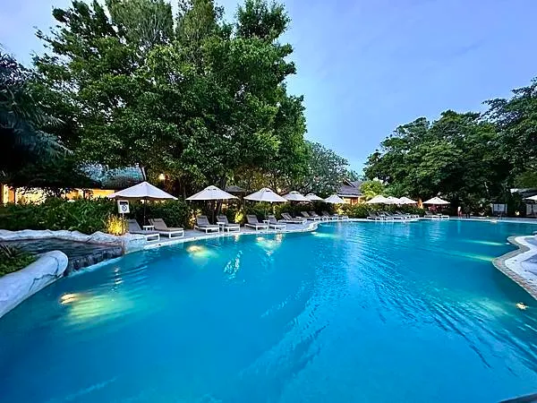 馬爾地夫自由行分享 有會說中文的員工 喜來登滿月島渡假村 M