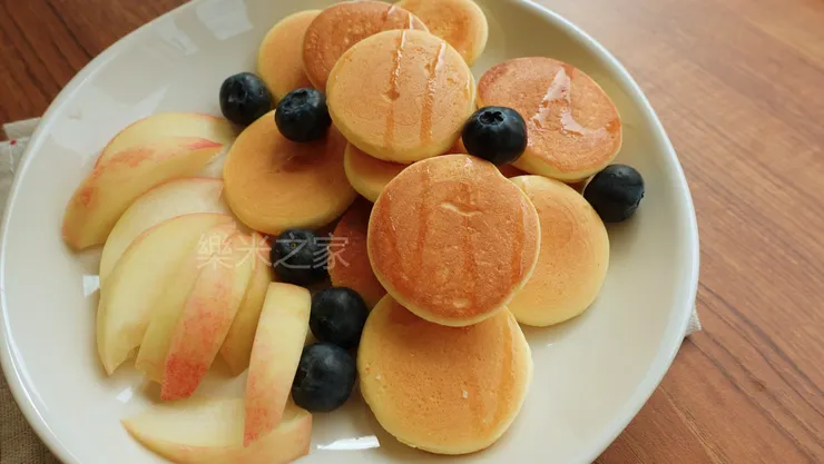 用煎的小巧可愛米舒芙蕾