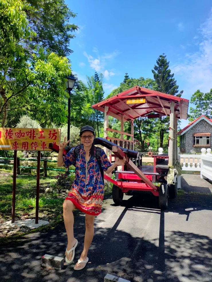 我是…牛，拉車