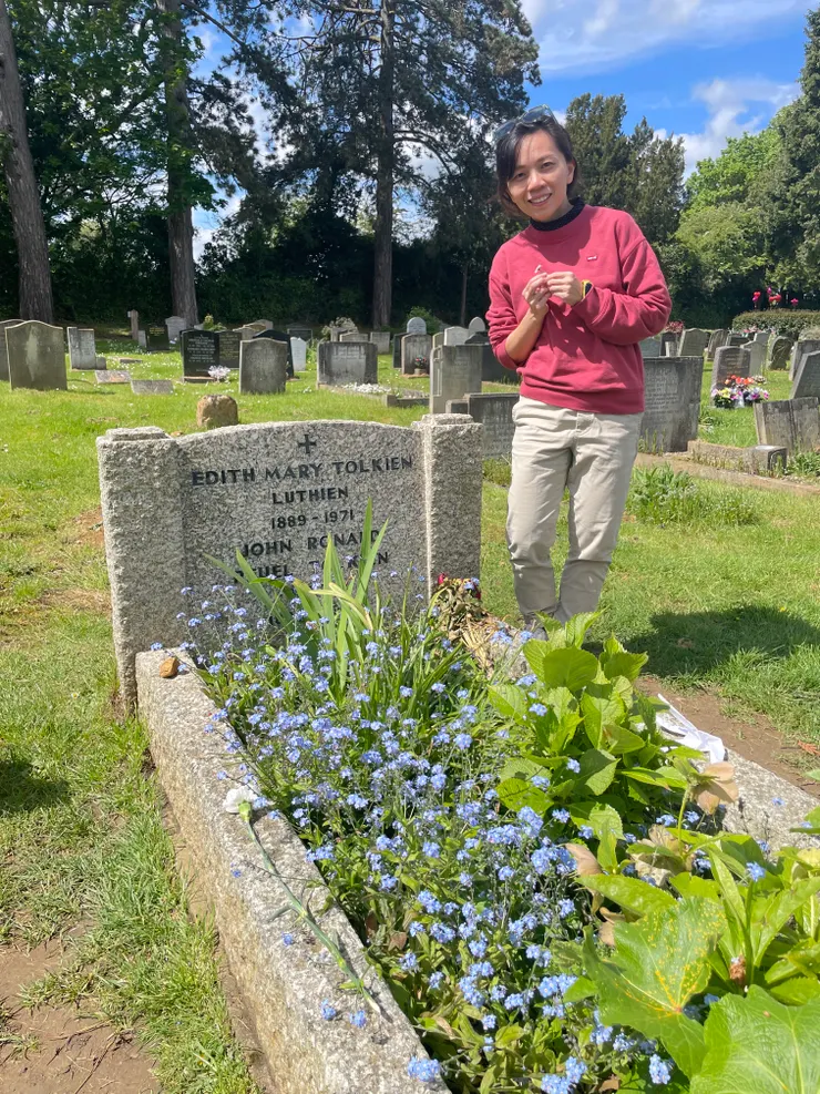 我心中永遠的巫師，魔戒作者J.R.R 托爾金長眠之處